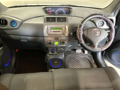 Toyota bB