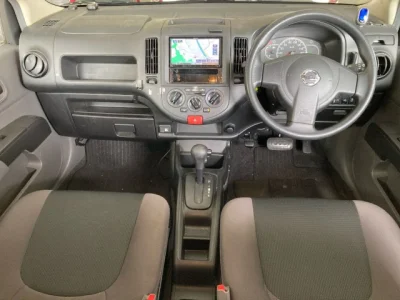 Nissan AD