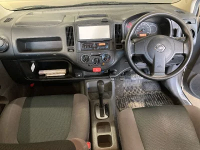 Nissan AD