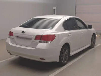 Subaru LEGACY B4