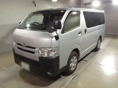 Toyota HiAce Van