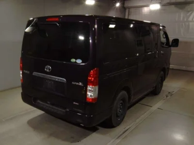 Toyota HiAce Van