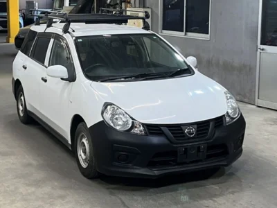 Nissan AD