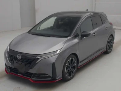 Nissan Aura