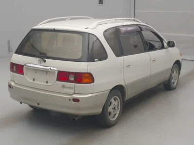 Toyota Ipsum