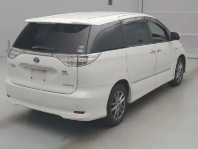 Toyota Estima Hybrid
