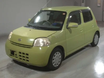 Daihatsu Esse