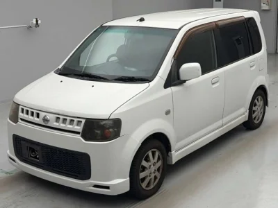 Nissan Otti