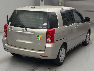 Toyota Raum