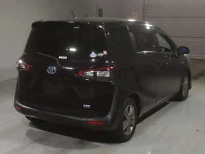 Toyota Sienta