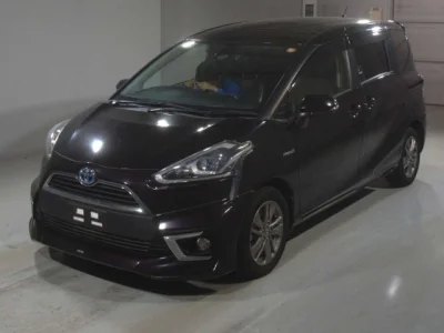 Toyota Sienta