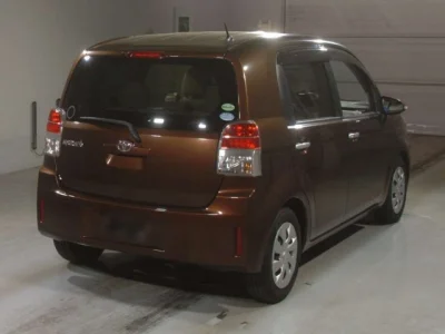 Toyota Spade