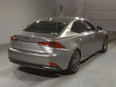Lexus IS300h