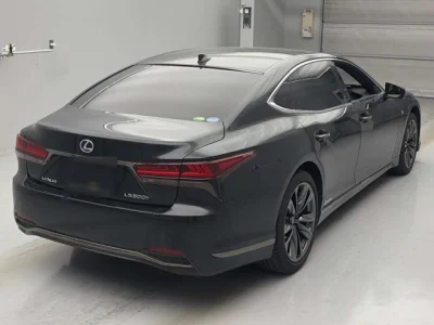 Lexus LS500h