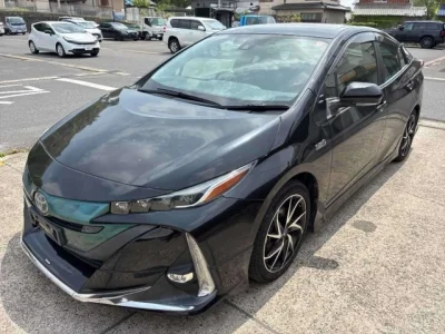 Toyota Prius PHV