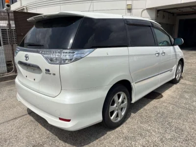 Toyota Estima Hybrid