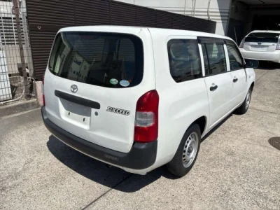 Toyota Succeed