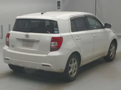Toyota Ist