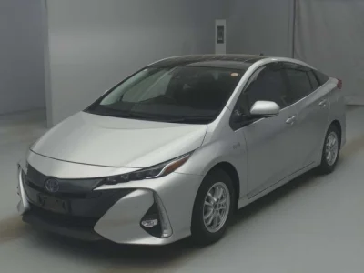 Toyota Prius PHV