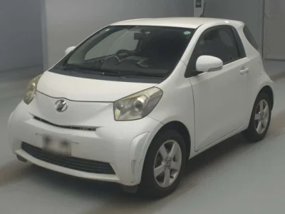Toyota iQ