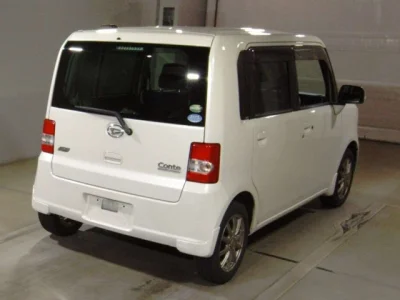 Daihatsu MOVE CONTE