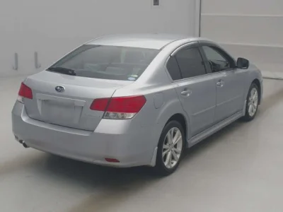 Subaru Legacy B4
