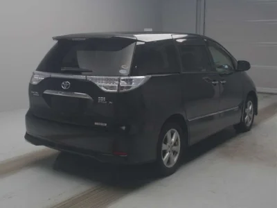 Toyota Estima Hybrid