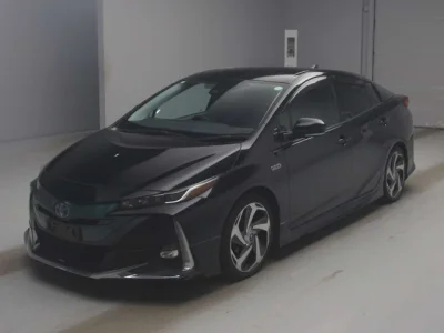 Toyota Prius PHV