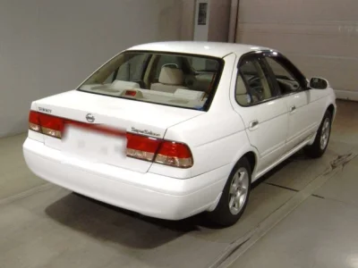 Nissan Sunny