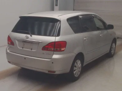 Toyota Ipsum