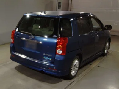 Toyota Raum