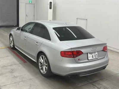Audi S4