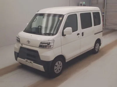 Toyota Pixis Van