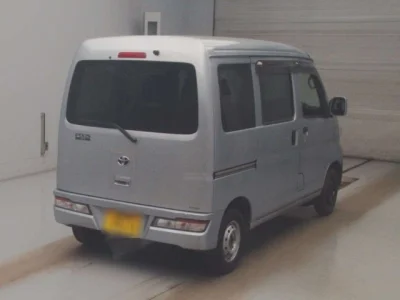 Toyota Pixis Van