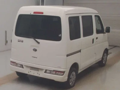 Toyota Pixis Van