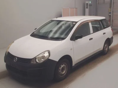 Nissan AD