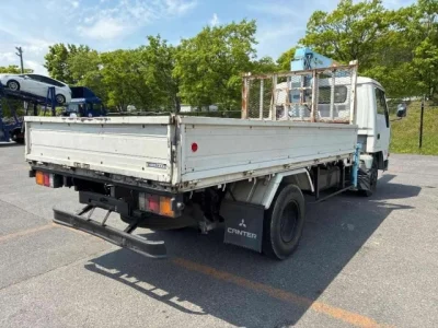 Mitsubishi Fuso Canter