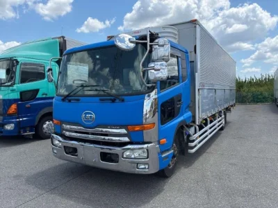 Nissan CONDOR