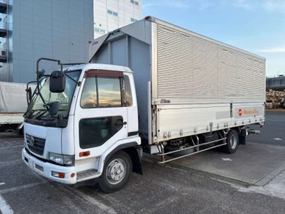 Nissan CONDOR