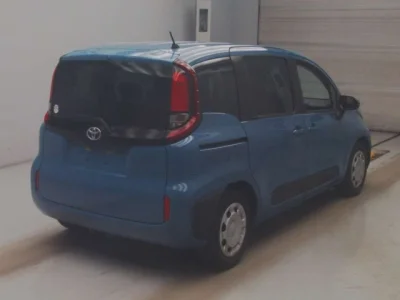 Toyota Sienta