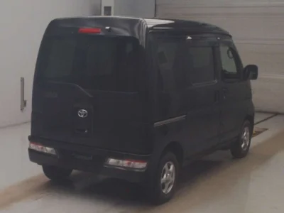 Toyota Pixis Van