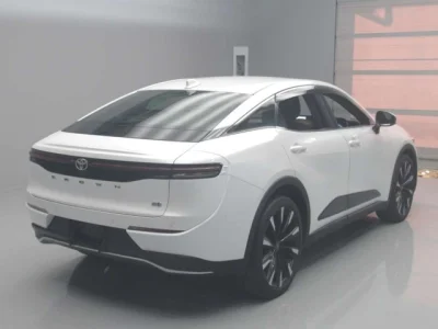 Toyota Crown Crossover