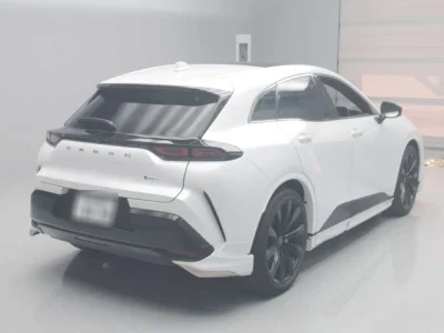 Toyota Crown Sport