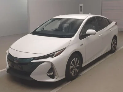 Toyota Prius PHV