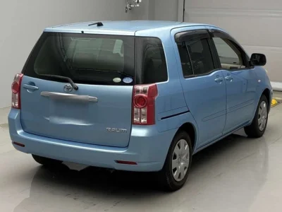 Toyota Raum