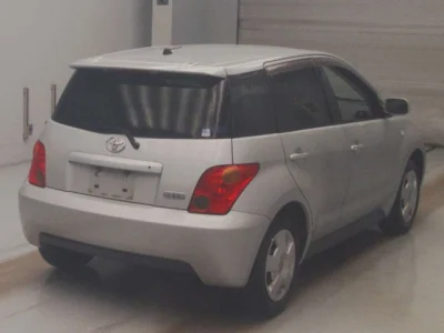 Toyota Ist