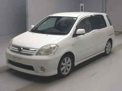 Toyota Raum