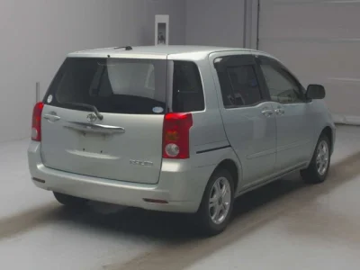Toyota Raum