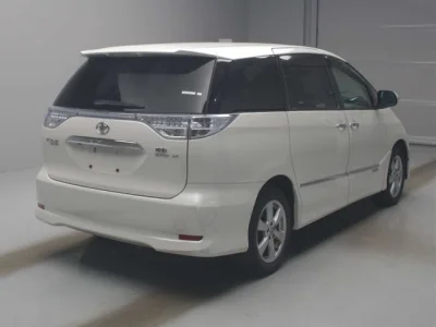 Toyota Estima Hybrid
