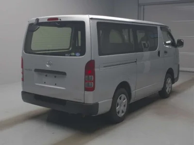 Toyota RegiusAce